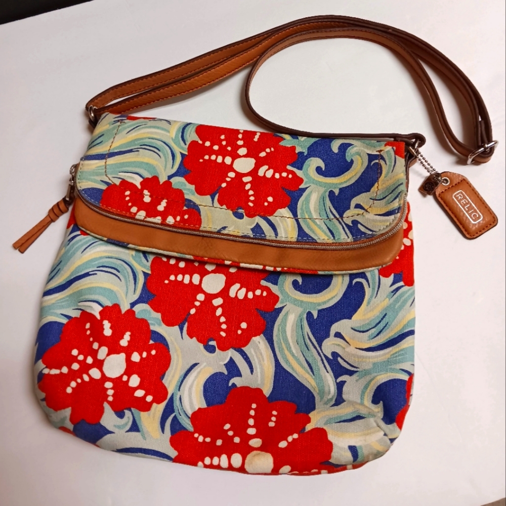 RELIC Crossbody Floral Bag